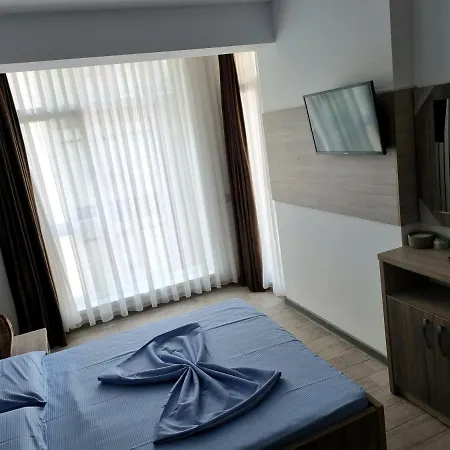 View Alezzi Apartament * Năvodari